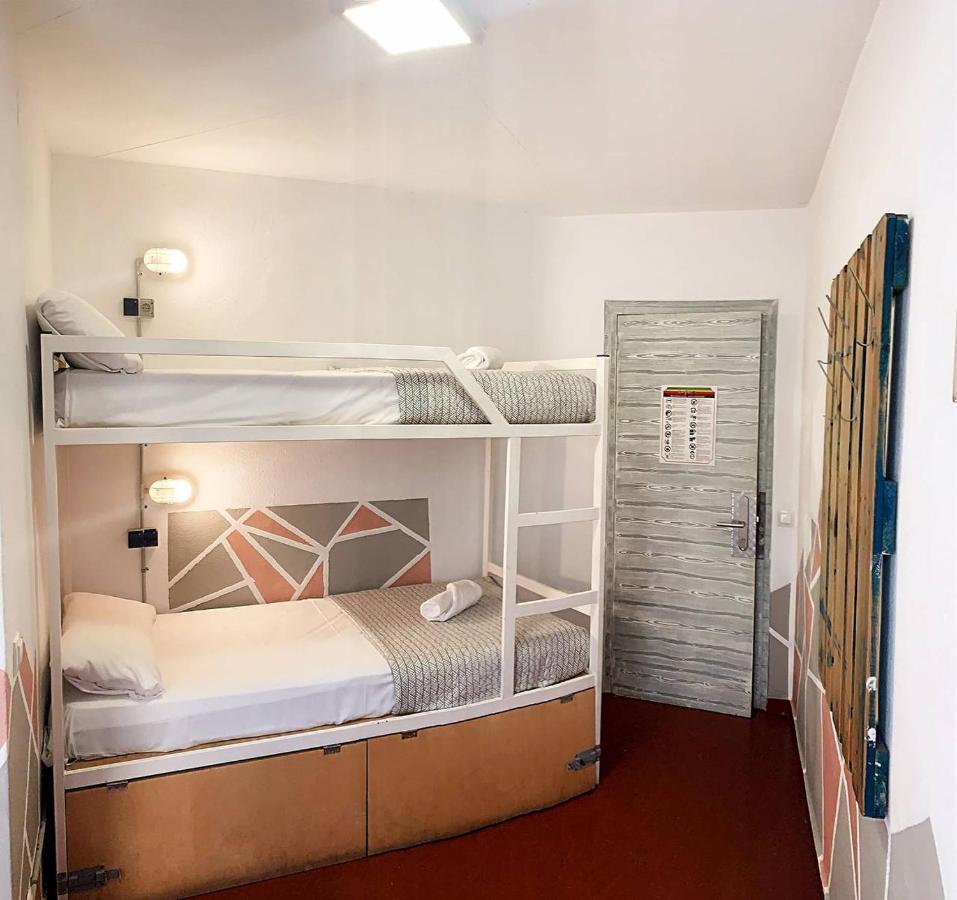 Loft Apart&Hostal Hostel Lloret de Mar Buitenkant foto